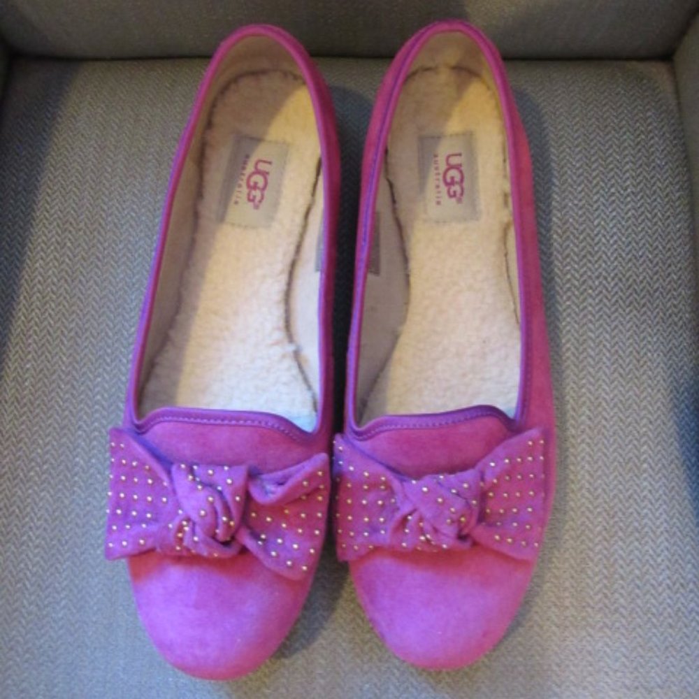 UGG fuchsia suede flats